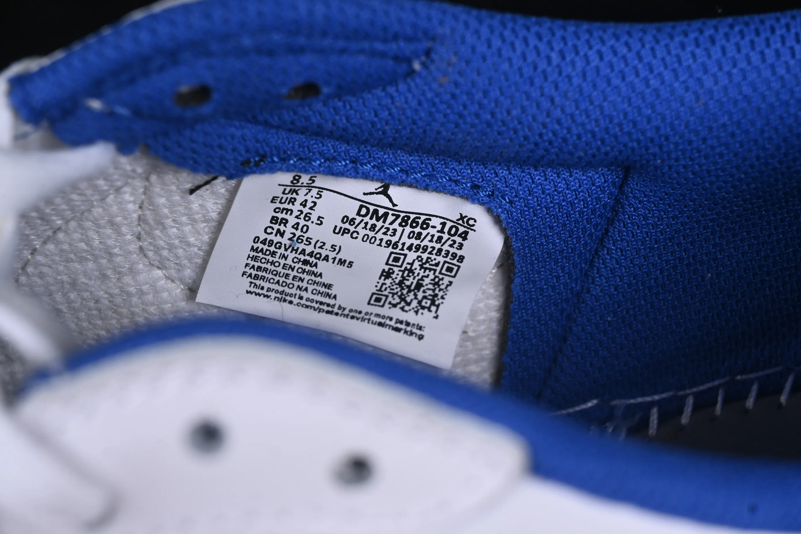 All categories Air Jordan Jordan series basketball shoes Air Jordan 1 Low B1 special price Travis Scott x Air Jordan 1 Low OG AJ1 Joe 1 undercut low DM7866-104